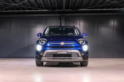 Fiat 500X 1.3 TB Cross — SUV urbain polyvalent, 38 200 km seulement — rear view