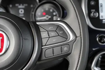 Fiat 500X 1.3 TB Cross — SUV urbain polyvalent, 38 200 km seulement — Thumbnail 22