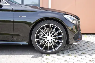 Mercedes-Benz C 43 AMG Cabriolet 4Matic — Décapotable sportive, pack AMG complet — tableau de bord