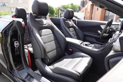 Mercedes-Benz C 43 AMG Cabriolet 4Matic — Décapotable sportive, pack AMG complet — Miniature 26