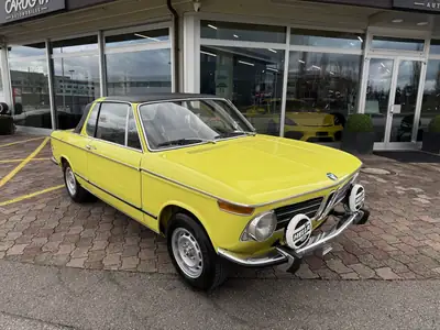 BMW 2002 Targa Baur 1972 — Cabriolet iconique, carte FIVA, très rare — vista esterna