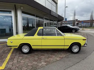 BMW 2002 Targa Baur 1972 — Cabriolet iconique, carte FIVA, très rare — fianco