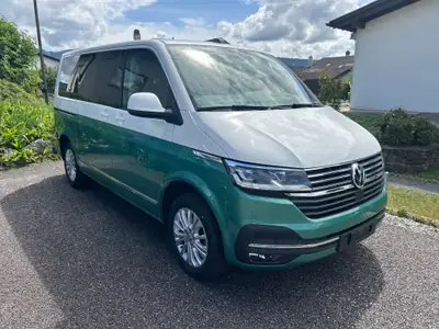 VW T6.1 Caravelle Highline — Monospace 8 places, cuir, seulement 62'000 km — exterior view