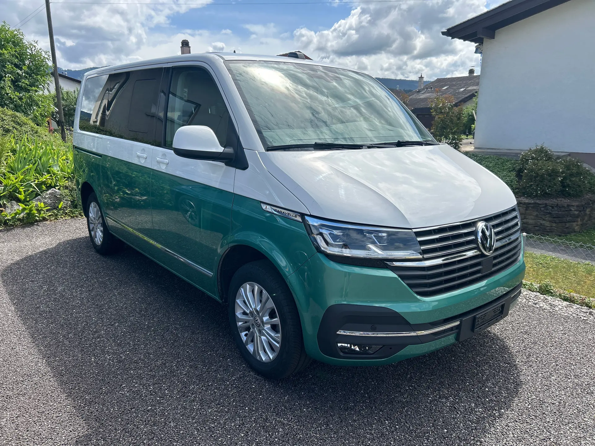 VW T6.1 Caravelle Highline — Monospace 8 places, cuir, seulement 62'000 km