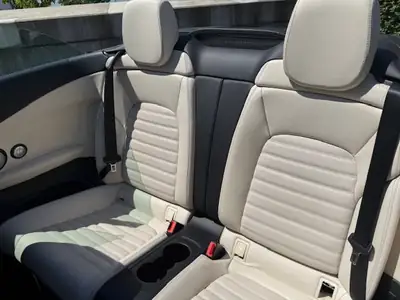 Mercedes-Benz C 400 AMG Line 4matic Cabrio — Cabriolet sportif 333 ch, très faible kilométrage — Miniatur 9