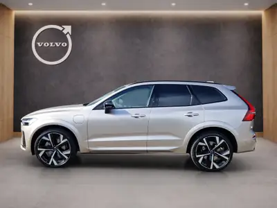 Volvo XC60 2.0 T8 TE Ultra Dark eAWD — SUV hybride rechargeable, 20 km au compteur — arrière