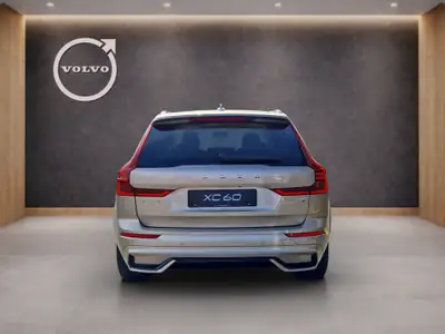 Volvo XC60 2.0 T8 TE Ultra Dark eAWD — SUV hybride rechargeable, 20 km au compteur — tableau de bord
