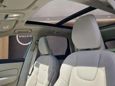 Volvo XC60 2.0 T8 TE Ultra Dark eAWD — SUV hybride rechargeable, 20 km au compteur — Miniature 16