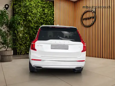 Volvo XC90 2.0 T8 — SUV 7 places hybride rechargeable, 52 500 km seulement — intérieur