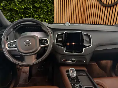 Volvo XC90 2.0 T8 — SUV 7 places hybride rechargeable, 52 500 km seulement — Miniature 14