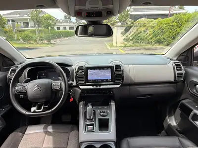 Citroën C5 Aircross 1.5 BlueHD — SUV familial diesel, sièges chauffants, 90 000 km — Miniature 12