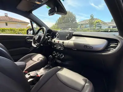 Fiat 500X 1.3 GSE Sport — Citadin urbain compact, sièges cuir chauffants et GPS intégrés — Miniature 10