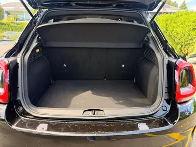 Fiat 500X 1.3 GSE Sport — Citadin urbain compact, sièges cuir chauffants et GPS intégrés — Miniature 25