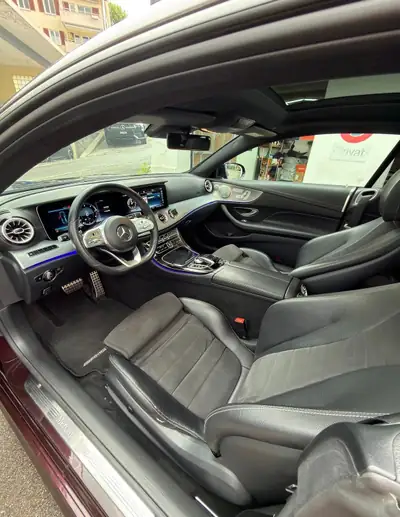 Mercedes-Benz E 220 d Limousine — Élégance diesel, 171'000 km, sans sinistre — Armaturenbrett