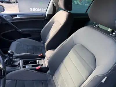 VW Golf 1.5 TSI R-Line EVO — Berline dynamique, 82000 km, faible consommation — Miniature 12