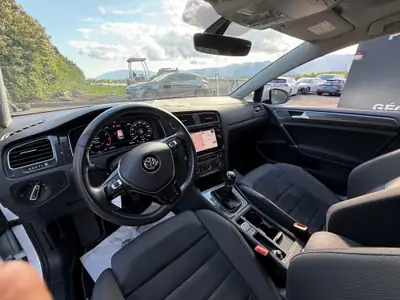 VW Golf 1.5 TSI R-Line EVO — Berline dynamique, 82000 km, faible consommation — Miniature 16