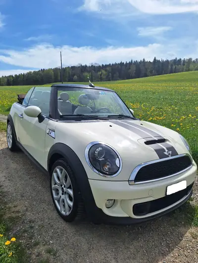 MINI Cabrio Cooper S — Cabriolet sportif et élégant, 185 ch — Außenansicht