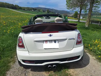 MINI Cabrio Cooper S — Cabriolet sportif et élégant, 185 ch — Armaturenbrett