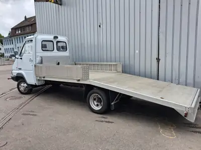Renault B 90 Autotransporter — Utilitaire diesel robuste, kilométrage exceptionnel — Seitenansicht