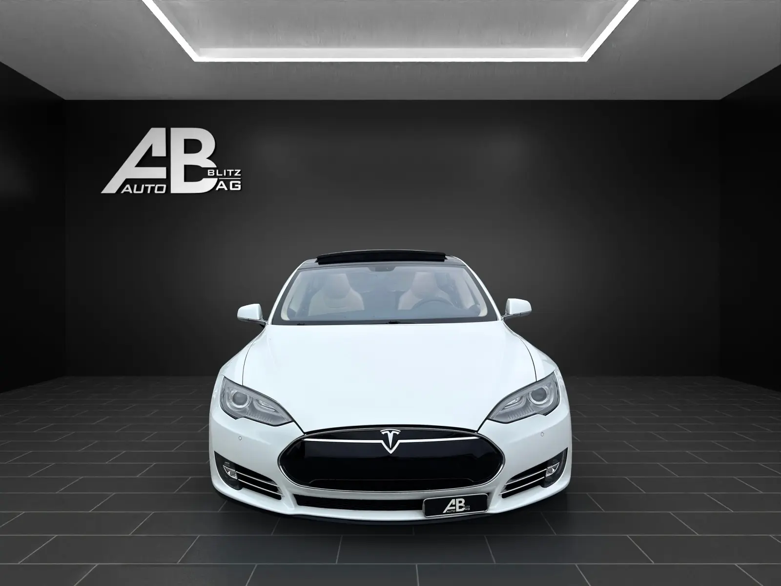 Tesla Model S 2014 occasion Hunzenschwil — 1