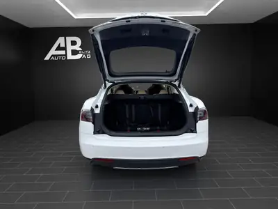 Tesla Model S 85 — Berline électrique haute performance, Supercharging gratuit à vie — Thumbnail 15