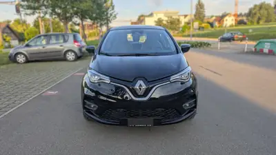 Renault Zoé Intens R135 — Électrique urbaine, 80 000 km, batterie en location — côté