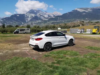 BMW X4 M40i — SUV coupé sportif, 360 ch et seulement 86 000 km — detail
