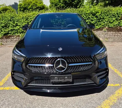 Mercedes-Benz B 250 AMG Line 4matic — Compacte sportive, 4x4 intégral, 32 000 km seulement — vista esterna