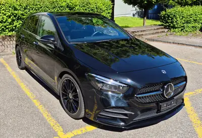 Mercedes-Benz B 250 AMG Line 4matic — Compacte sportive, 4x4 intégral, 32 000 km seulement — vista posteriore