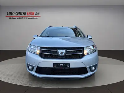 Dacia Logan MCV 0.9 Ambiance — Break robuste, climatisé et navigué — exterior view