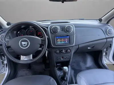 Dacia Logan MCV 0.9 Ambiance — Break robuste, climatisé et navigué — Thumbnail 14