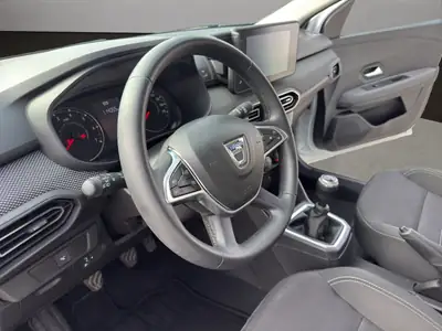 Dacia Sandero TCe 90 Comfort — Citadine économique et fiable, sans accident — Thumbnail 11