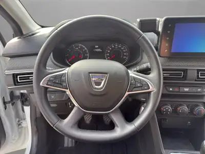 Dacia Sandero TCe 90 Comfort — Citadine économique et fiable, sans accident — Thumbnail 14