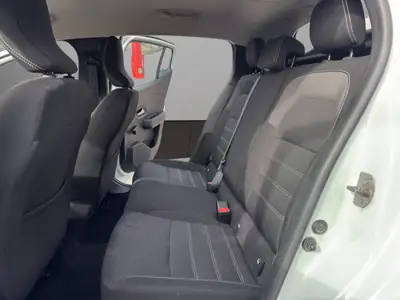 Dacia Sandero TCe 90 Comfort — Citadine économique et fiable, sans accident — Thumbnail 16