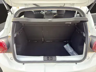 Dacia Sandero TCe 90 Comfort — Citadine économique et fiable, sans accident — Thumbnail 19