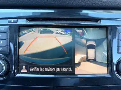 Nissan Qashqai 1.3 DIG-T Tekna — SUV polyvalent, toit panoramique et entretien à jour — Thumbnail 15