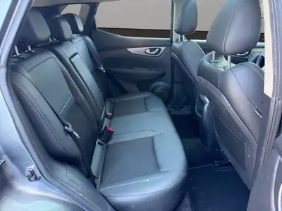 Nissan Qashqai 1.3 DIG-T Tekna — SUV polyvalent, toit panoramique et entretien à jour — Thumbnail 18