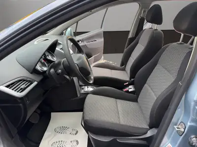 Peugeot 207 SW 1.6 16V Sport Automatic — Break spacieux, climatisation automatique et toit panoramique — Thumbnail 9