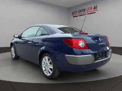 Renault Mégane C-C 2.0 16V — Cabriolet Dynamique, Toit Panoramique, Entretien Complet — interior