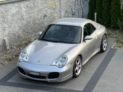 Porsche 911 Carrera 4S 3.6 — Cabriolet légendaire, 320 ch et transmission manuelle — detail