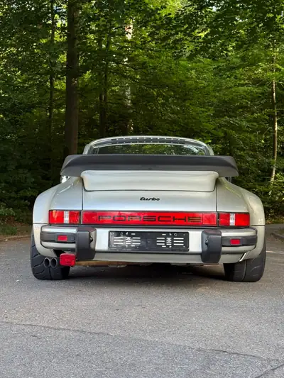 Porsche 911 Turbo 930 (1980) — La légende des années 80, 51'100 km seulement — Seitenansicht