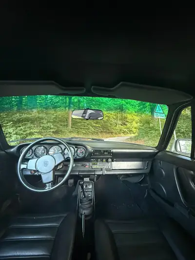 Porsche 911 Turbo 930 (1980) — La légende des années 80, 51'100 km seulement — Innenraum