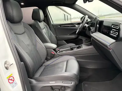 VW Tiguan 2.0 TDI R-Line — SUV diesel puissant, garantie constructeur 2 ans — Thumbnail 11