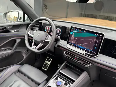 VW Tiguan 2.0 TDI R-Line — SUV diesel puissant, garantie constructeur 2 ans — Thumbnail 14