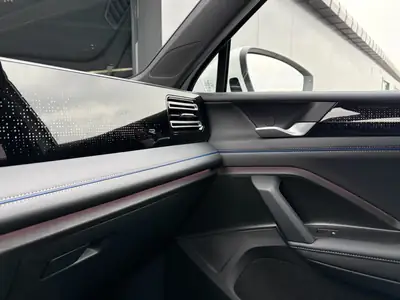VW Tiguan 2.0 TDI R-Line — SUV diesel puissant, garantie constructeur 2 ans — Thumbnail 21