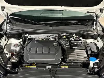 VW Tiguan 2.0 TDI R-Line — SUV diesel puissant, garantie constructeur 2 ans — Thumbnail 24