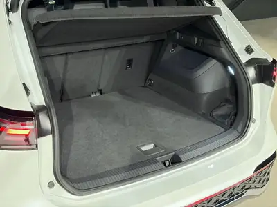 VW Tiguan 2.0 TDI R-Line — SUV diesel puissant, garantie constructeur 2 ans — Thumbnail 23