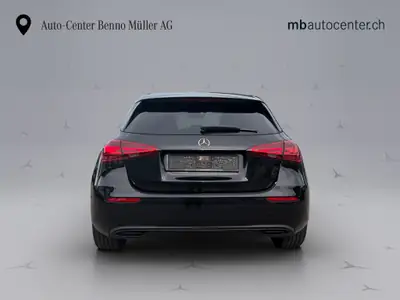 Mercedes-Benz Classe A 250 Progressive — Berline hybride légère, 238 ch et très faible consommation — Armaturenbrett