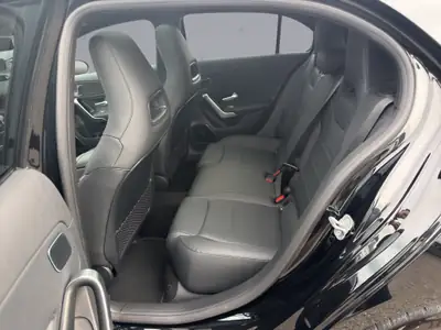 Mercedes-Benz Classe A 250 Progressive — Berline hybride légère, 238 ch et très faible consommation — Miniatur 11