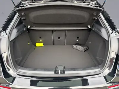 Mercedes-Benz Classe A 250 Progressive — Berline hybride légère, 238 ch et très faible consommation — Miniatur 16